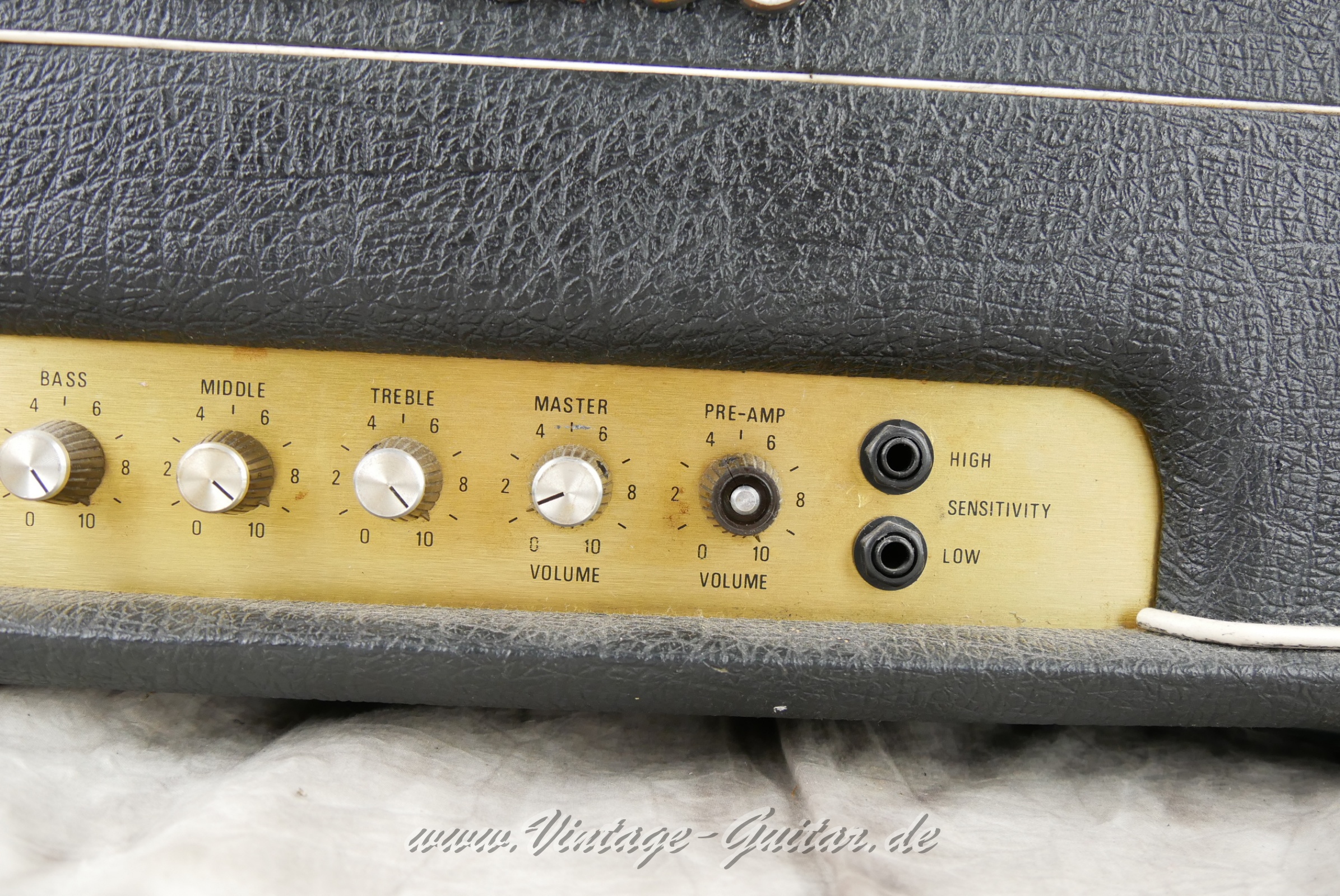 img/vintage/5925/ Marshall_JMP_1987_Master_Model_Mk_II_Lead_GB_black_1980-006.JPG